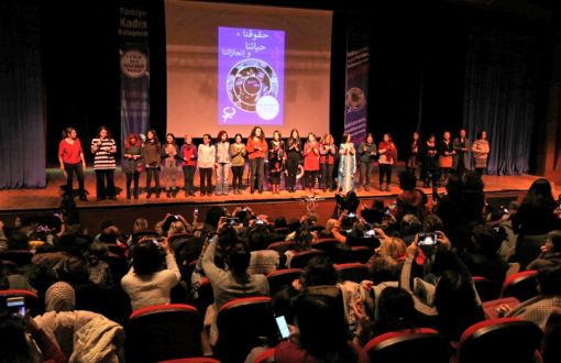 Türkiye Kadın Buluşması İkinci Gününde: "Gücümüz Dayanışmamızdan" - Toplumsal Cinsiyet Odaklı Habercilik Kütüphanesi